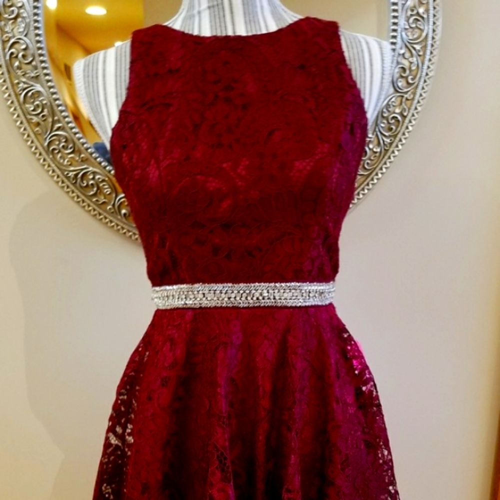 Maniju Burgundy Silver Bead Eyelet Prom Dress